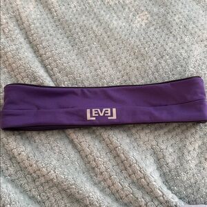 “LEVEL" 
FlipBelt Classic Running Belt.